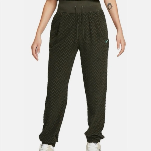 Nike Black and Gray Track Pants - Picture 3 of 12